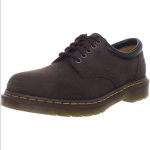 Dr. Marten’s 11849 unisex casual Oxford shoes